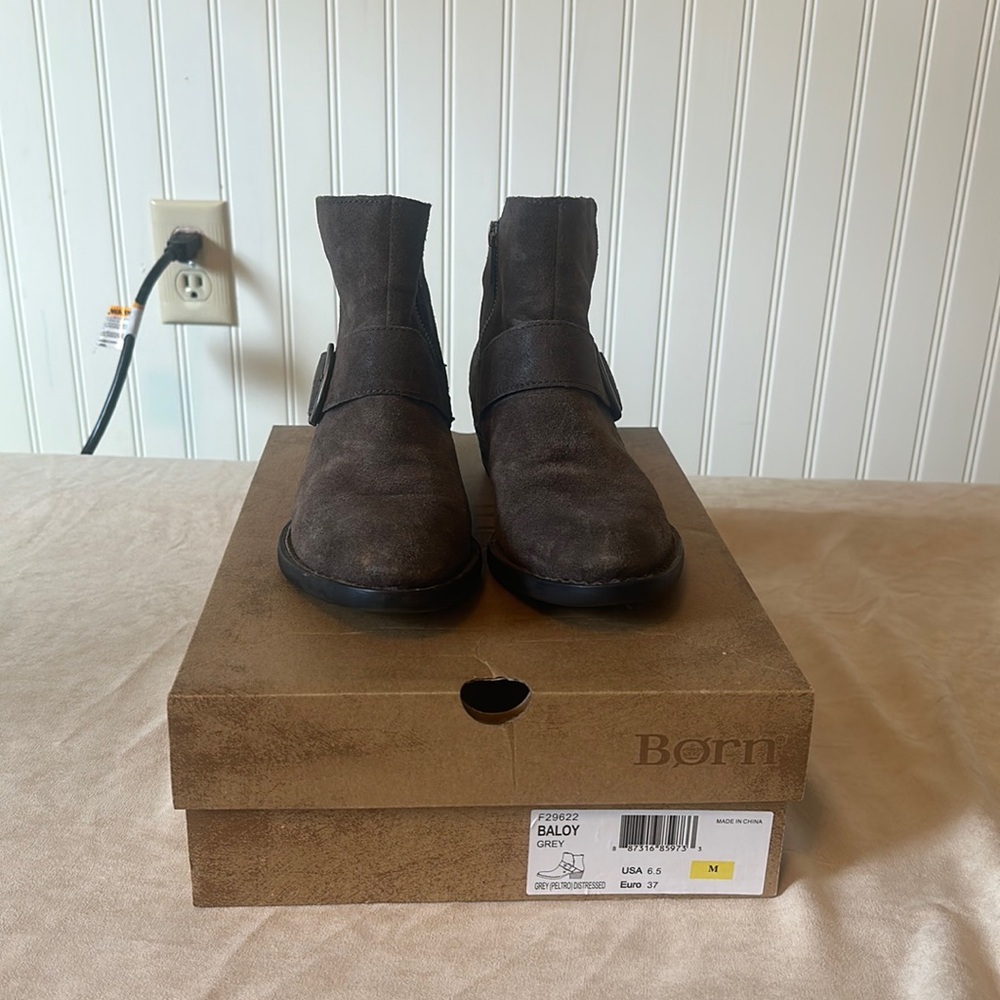 Born Baloy Ankle Boots